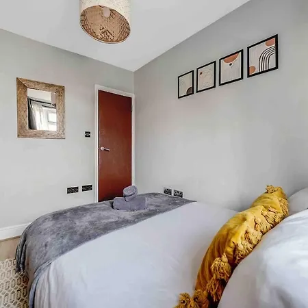 Apartment Lovely 2-bed Close To Excel And O2 Arena
