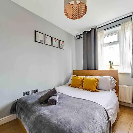 Lovely 2-bed Close To Excel And O2 Arena * London