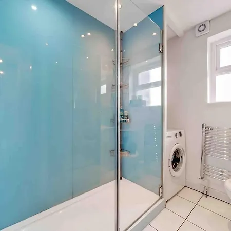 Lovely 2-bed Close To Excel And O2 Arena * London