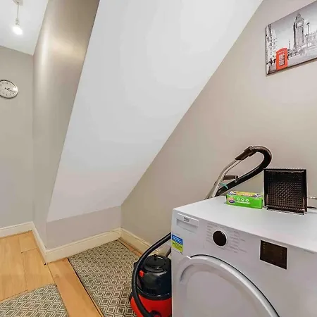 Lovely 2-bed Close To Excel And O2 Arena