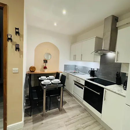 1 Bed Flat Marylebone Apartment *