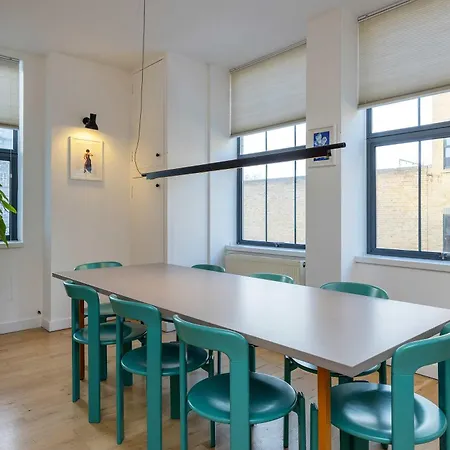 Veeve - The Hackney Loft Apartment *