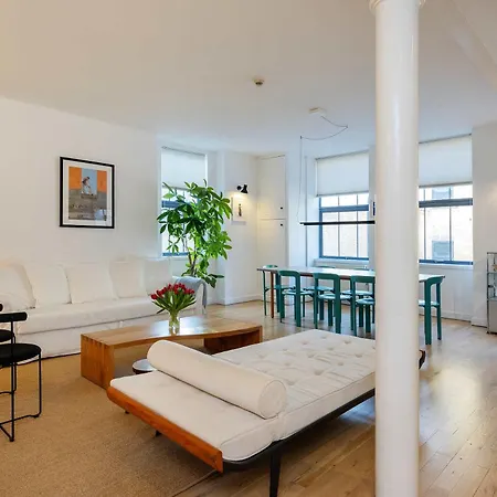Veeve - The Hackney Loft Apartment *