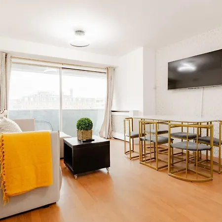 Luxurious Entire In Paddington Apartment *