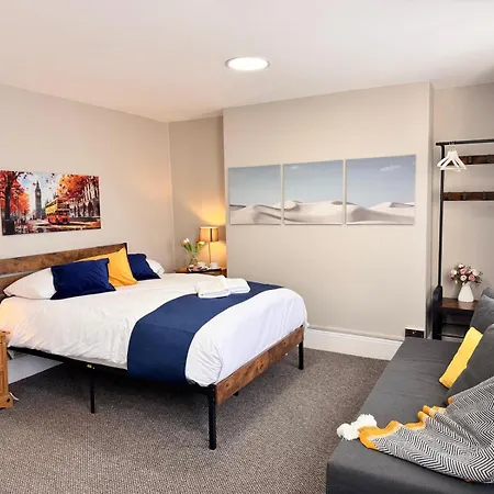 Luxury And Stylish Ensuits Guest house