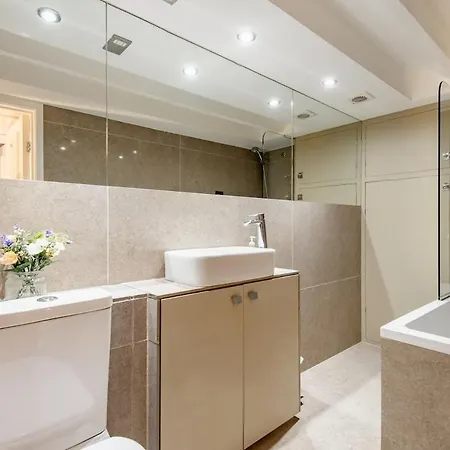 Apartment Stunning 2 Bed Duplex With Quiet Communal Garden