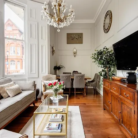 Stunning 2 Bed Duplex With Quiet Communal Garden Apartment *
