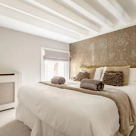 Stunning 2 Bed Duplex With Quiet Communal Garden * London