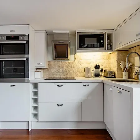 Apartment Stunning 2 Bed Duplex With Quiet Communal Garden London