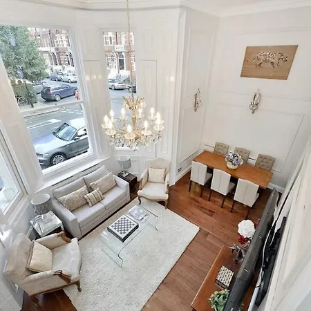 Stunning 2 Bed Duplex With Quiet Communal Garden *