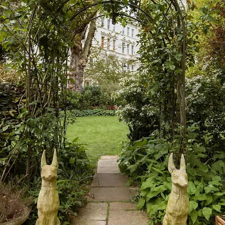 Stunning 2 Bed Duplex With Quiet Communal Garden Apartment London