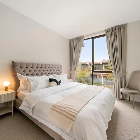 2 Bed 2 Bath Modern Near Big Ben In Zone1 * London