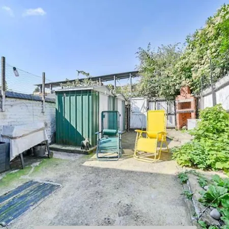 Zone 2 Holiday home *