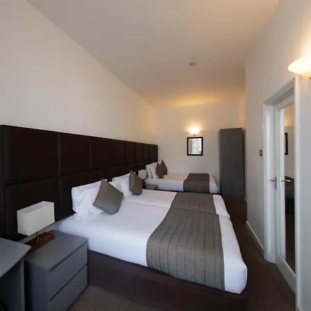 Duke Of Leinster Hotel 3*
