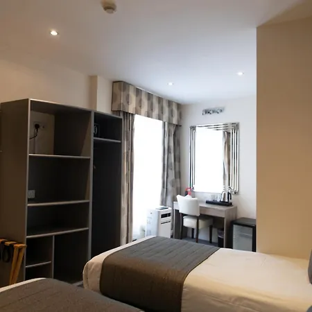 Duke Of Leinster Hotel London