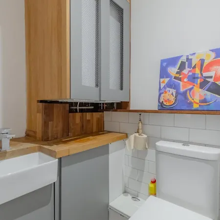 Family Friendly 3 Bedroom In Islington Holiday home