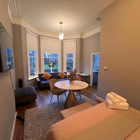 Stylish For 3 Near Regents Park N4 Apartment *