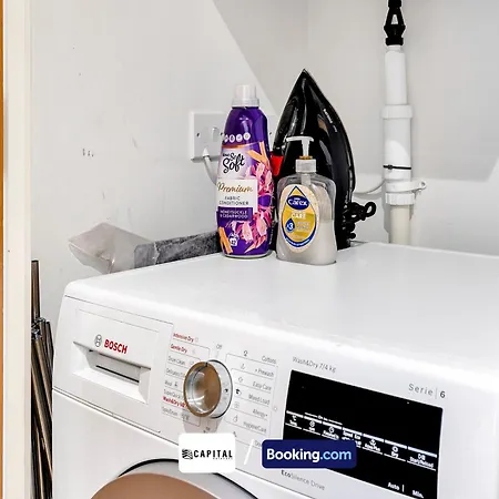 Cozy In Camden Town By Capital Retreats Short Lets & Serviced With Balcony, Free Wifi Apartment