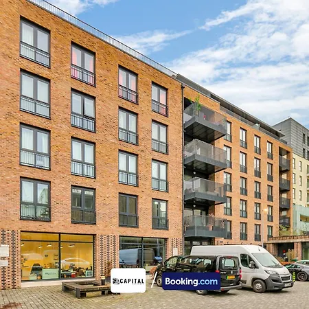 Cozy In Camden Town By Capital Retreats Short Lets & Serviced With Balcony, Free Wifi Apartment *