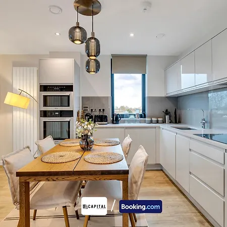 Cozy In Camden Town By Capital Retreats Short Lets & Serviced With Balcony, Free Wifi Apartment