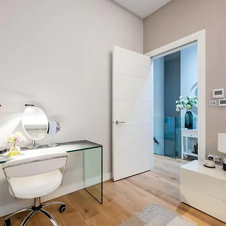 Holiday home Three Bedroom, Leicester Square Duplex London