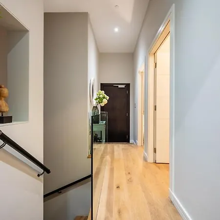 Holiday home Three Bedroom, Leicester Square Duplex