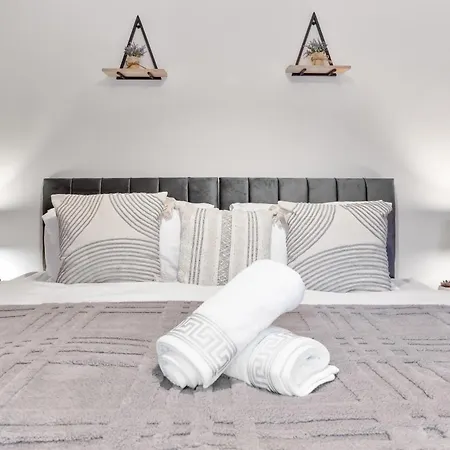Apartment Elegant Retreat - Sleeps 6 - Close To Putney & Stamford Bridge London