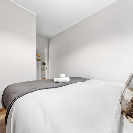 Apartment Elegant Retreat - Sleeps 6 - Close To Putney & Stamford Bridge London
