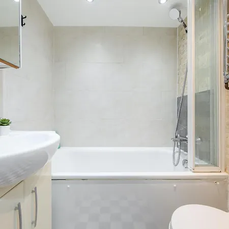 Apartment Hyde Park By Keyhol Short Let