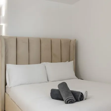 Luxury 2bed 2bath In Westminster 7ppl