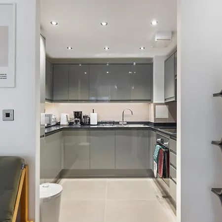 Luxury 2bed 2bath In Westminster 7ppl * London