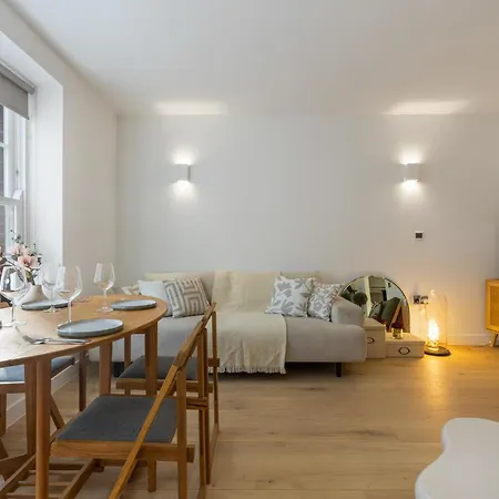 Luxury 2bed 2bath In Westminster 7ppl London