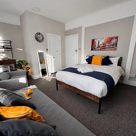Luxury And Stylish Ensuits Guest house *
