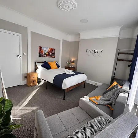 Guest house Luxury And Stylish Ensuits London