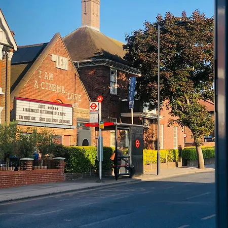 Large Private In Kensal Rise Of