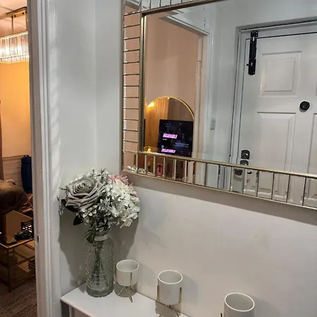 Cosy East * London