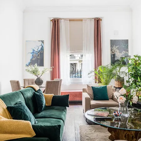 Classy High Ceilings 2 Bdr Next To Hyde Park *
