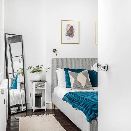 Apartment Classy High Ceilings 2 Bdr Next To Hyde Park *
