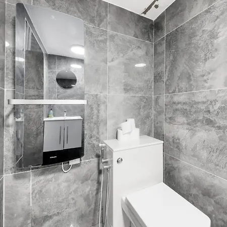 Sg, Duplex Knightsbridge By Harrods Apartment *