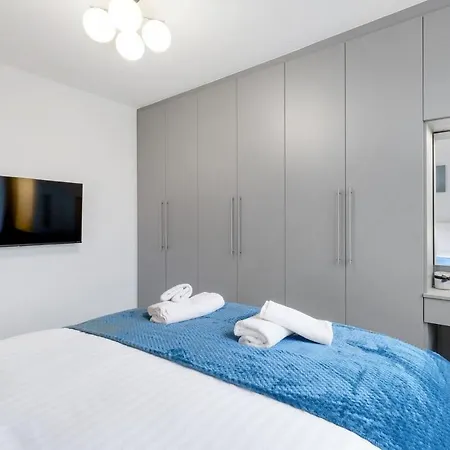Stylish 3Br House Close To Wembley Stadium And Arena Holiday home *