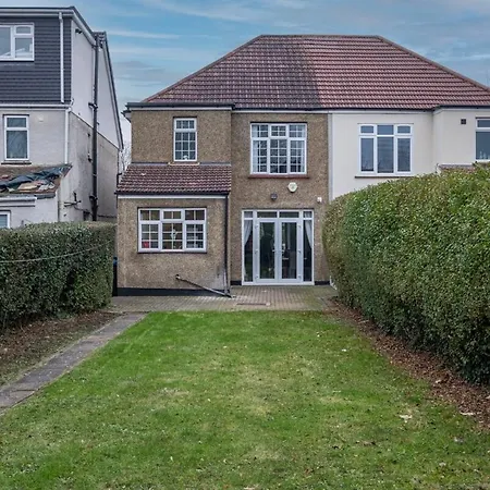 Stylish 3Br House Close To Wembley Stadium And Arena Holiday home