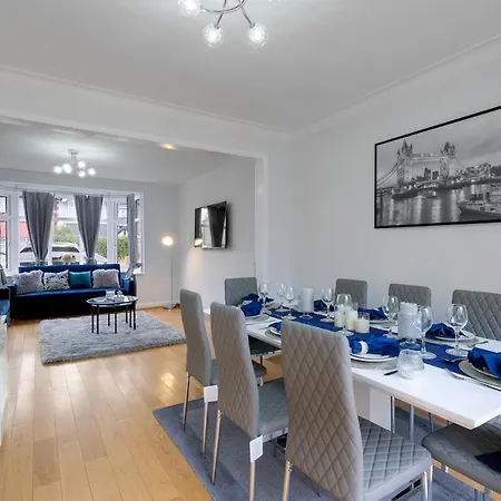 Holiday home Stylish 3Br House Close To Wembley Stadium And Arena London