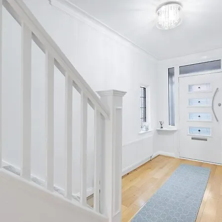 Holiday home Stylish 3Br House Close To Wembley Stadium And Arena *