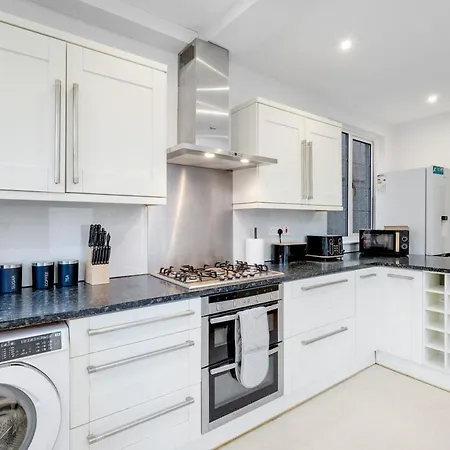 Stylish 3Br House Close To Wembley Stadium And Arena Holiday home