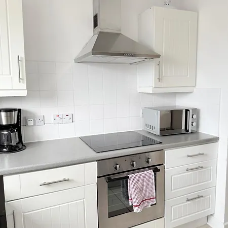 Spacious 2 Bedroom Flat, Near Kings Cross, Location London
