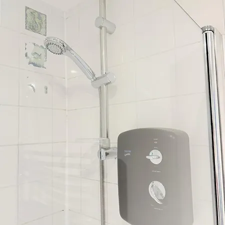 Spacious 2 Bedroom Flat, Near Kings Cross, Location Apartment *
