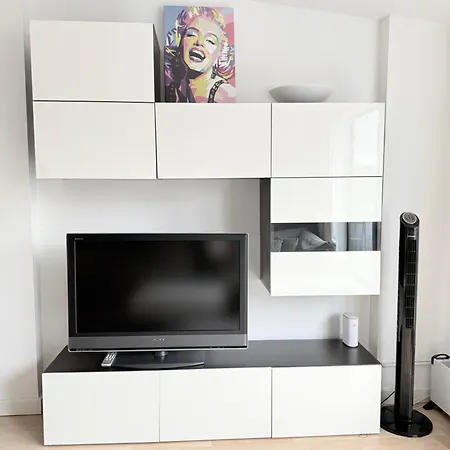 Spacious 2 Bedroom Flat, Near Kings Cross, Location