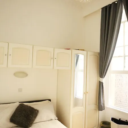 Entire Flat Notting Hill, Apartment