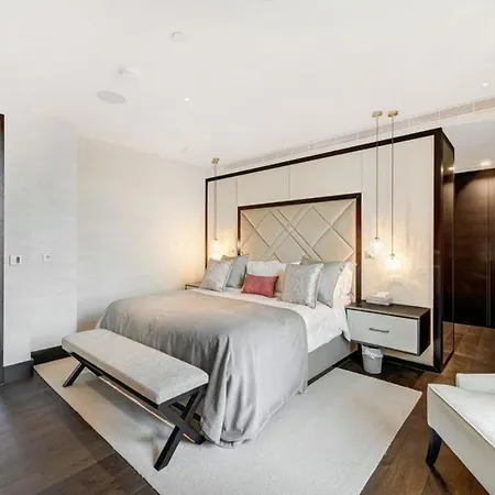 Cmc Apartment London