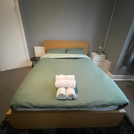 Cosy Double A Stones Throw From Wembley Stadium Guest house London